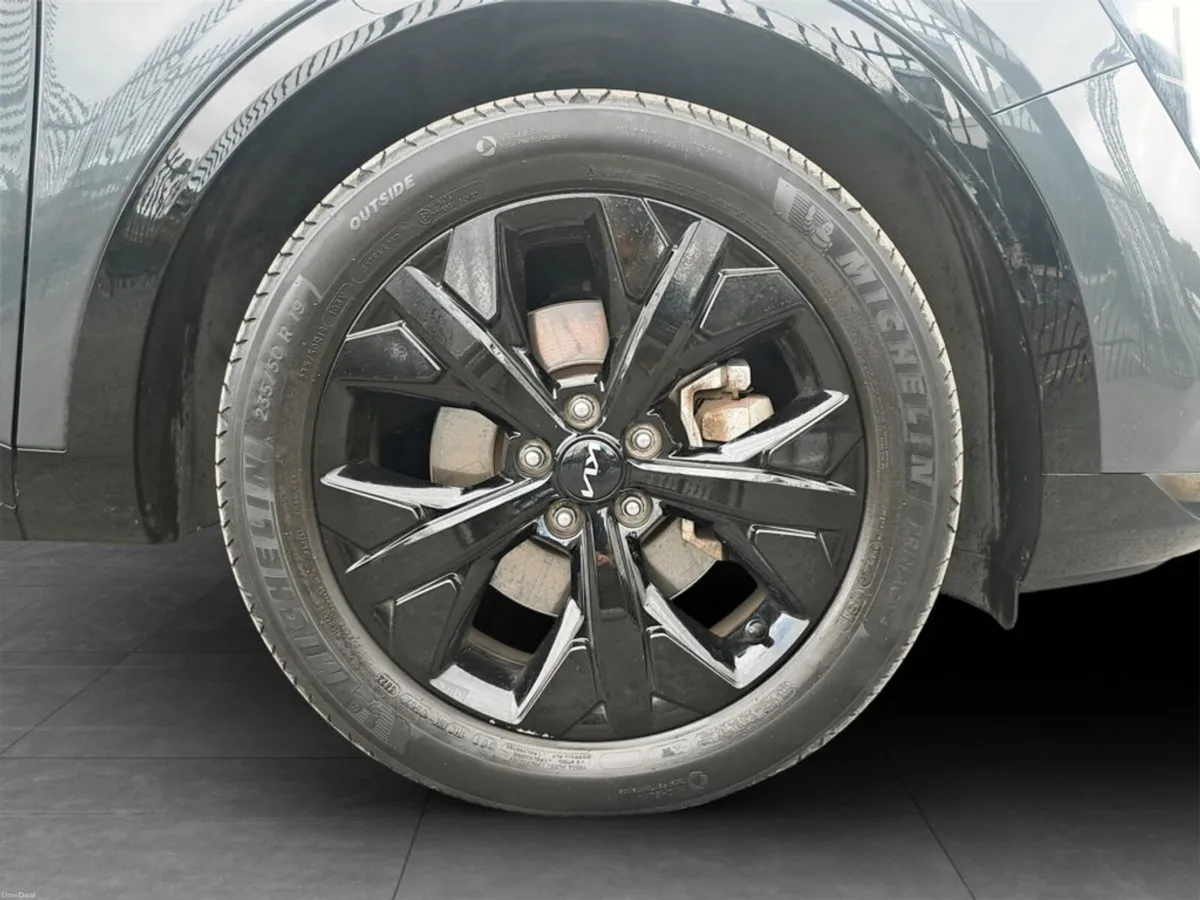 Kia Sportage Anniversary Edition Plug-in Hybrid. - Image 4