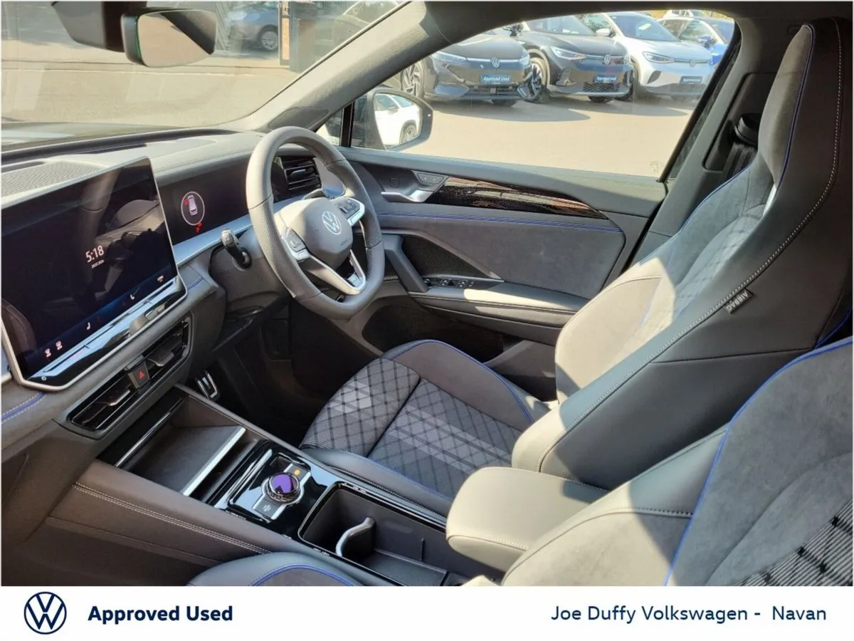 Volkswagen Tayron R-LINE 75 2.0TDI 150HP DSG AUTO - Image 4