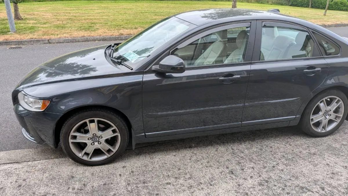 Volvo S40 - Image 4