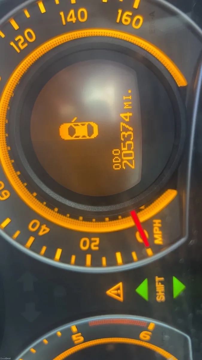 Toyota Auris 2008 - Image 2