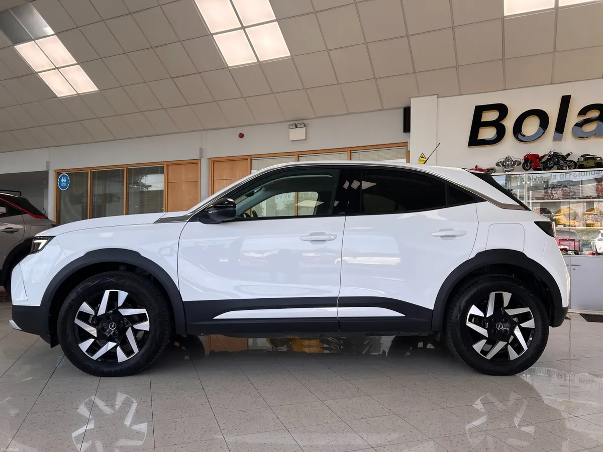 2025 ELEGANCE Full Electric As New Only 8000Kms ww - Image 6