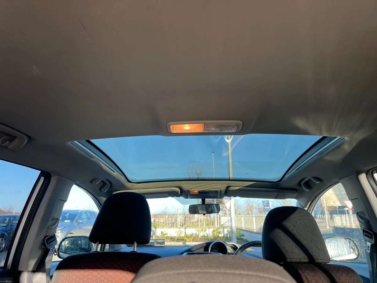 Toyota Verso 2011 - Image 6