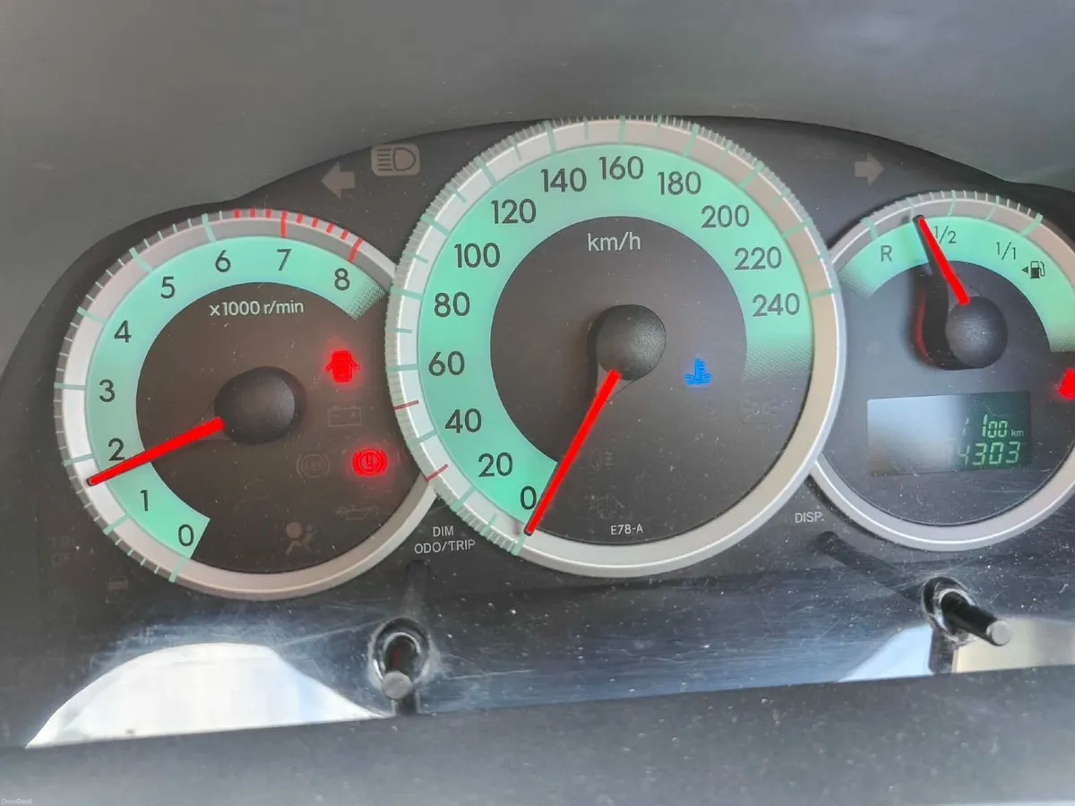 2006 Toyota Corolla verso - Image 4