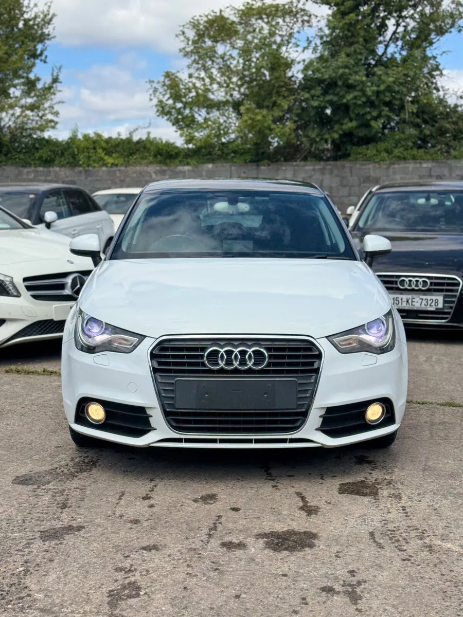 AUDI A1 S Line 1.4L Petrol Auto 2013 52000KM 2 Key - Image 2