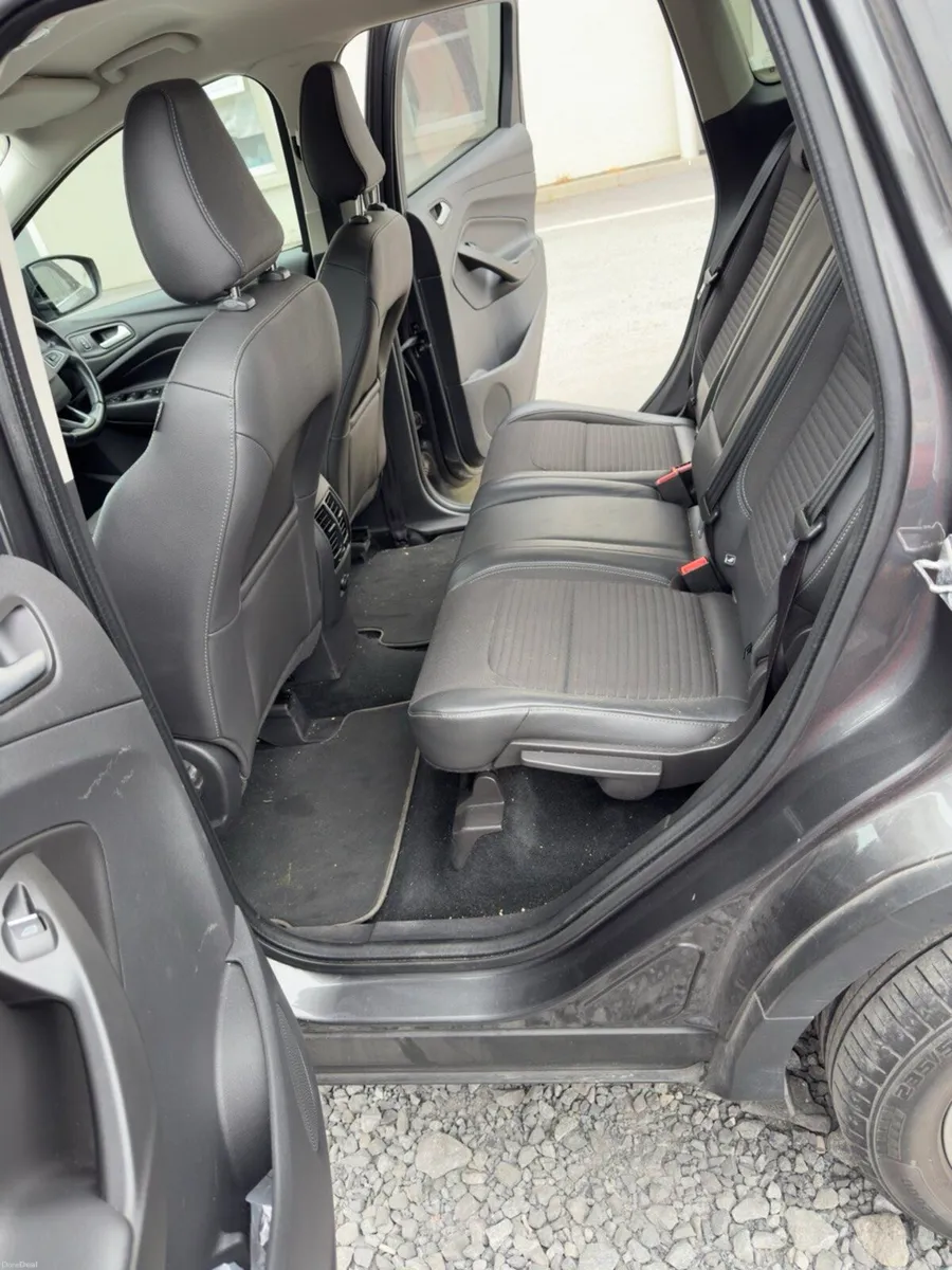 Ford Kuga 2018 Titanium - Image 6