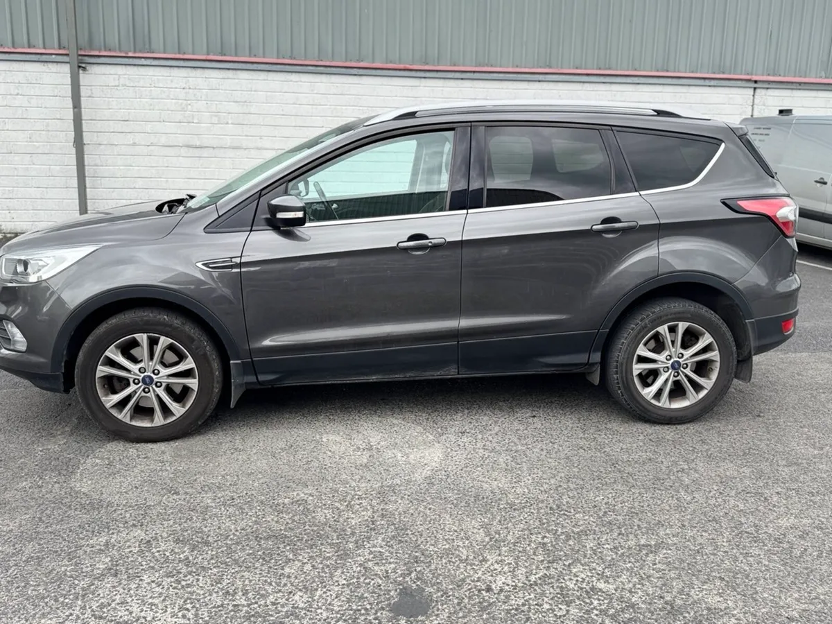 Ford Kuga 2018 Titanium - Image 4