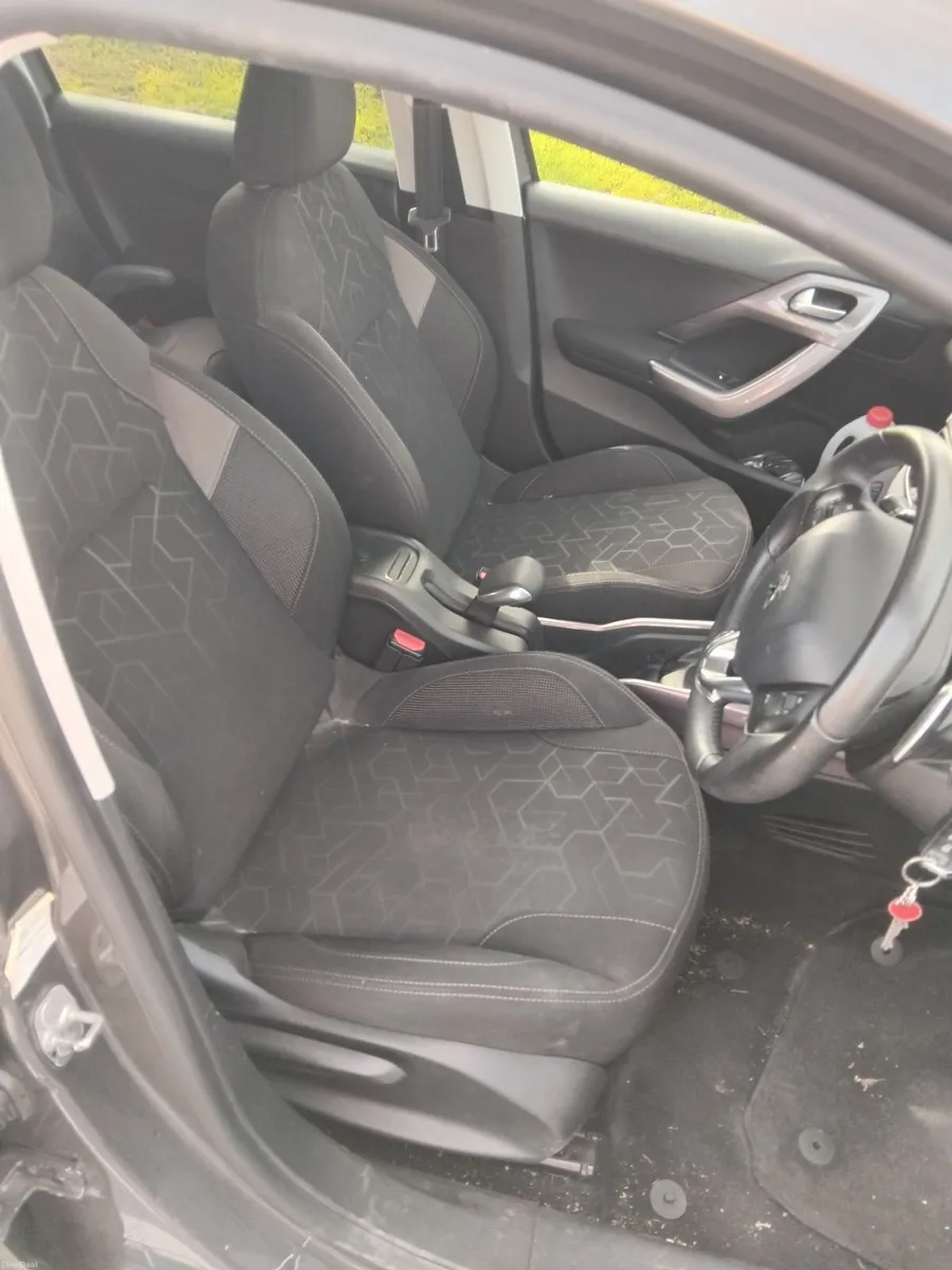 Peugeot 2008 2015 - Image 2