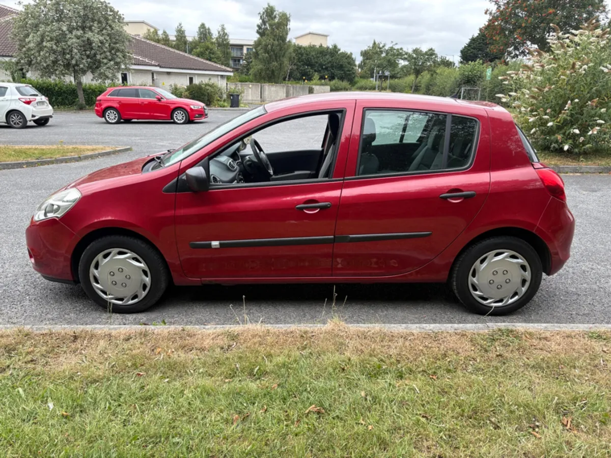 Renault Clio III EXPRESSION 1.2 ETHANO ETHANOL 5DR - Image 6