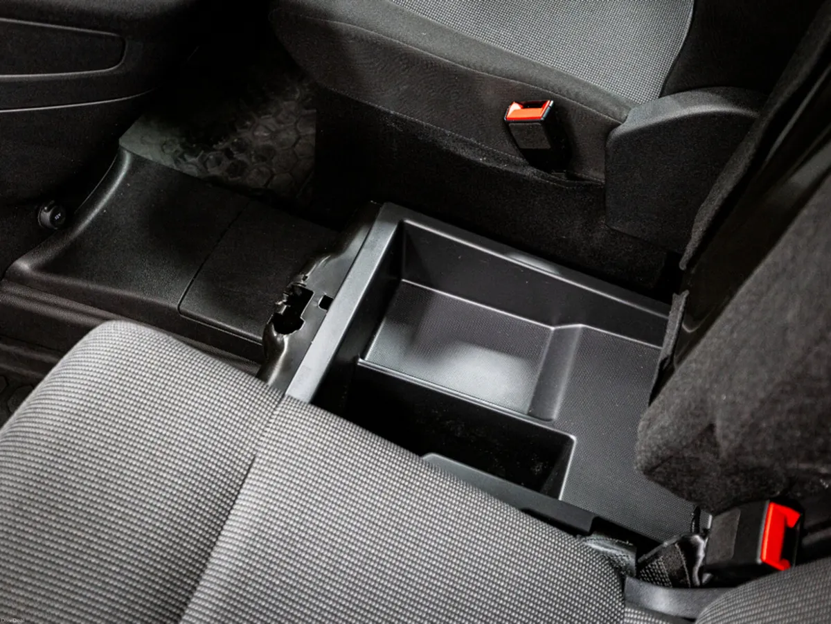Peugeot Partner Pro Plus 1.5 Diesel 100HP 650kg - Image 5