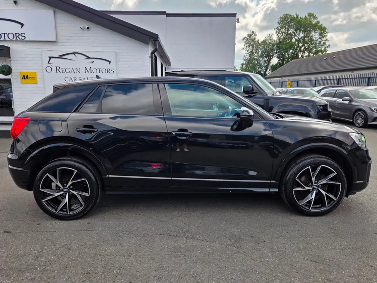 Audi Q2 1.0 TFSI SPORT S-TRONIC - Image 2