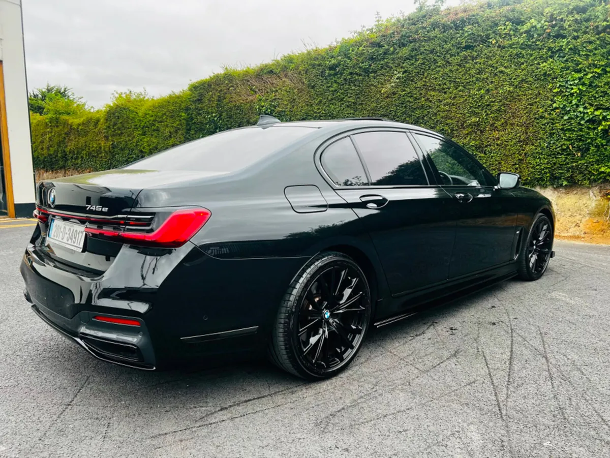 BMW 7-Series 745E M-SPORT - Image 6