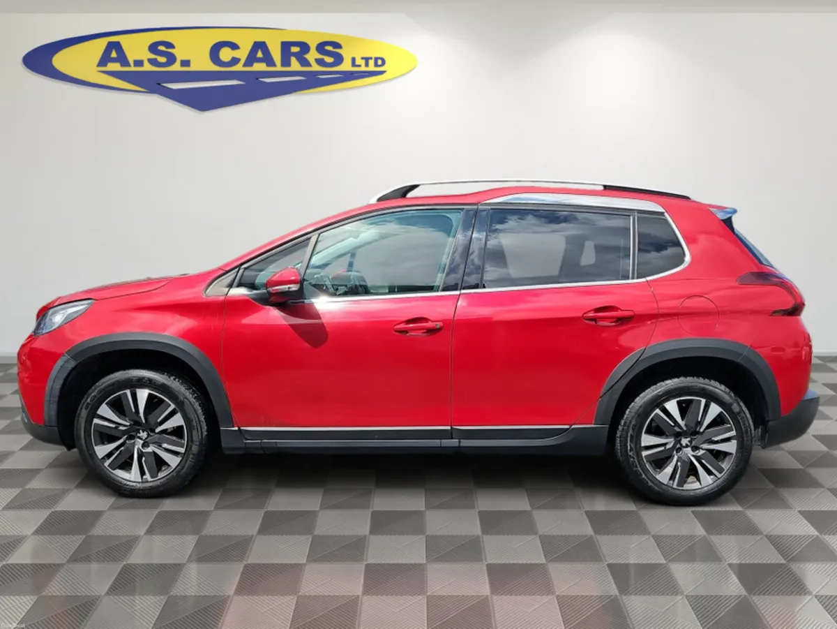 Peugeot 2008 ALLURE 1.2 PURETECH 82 4DR - Image 5