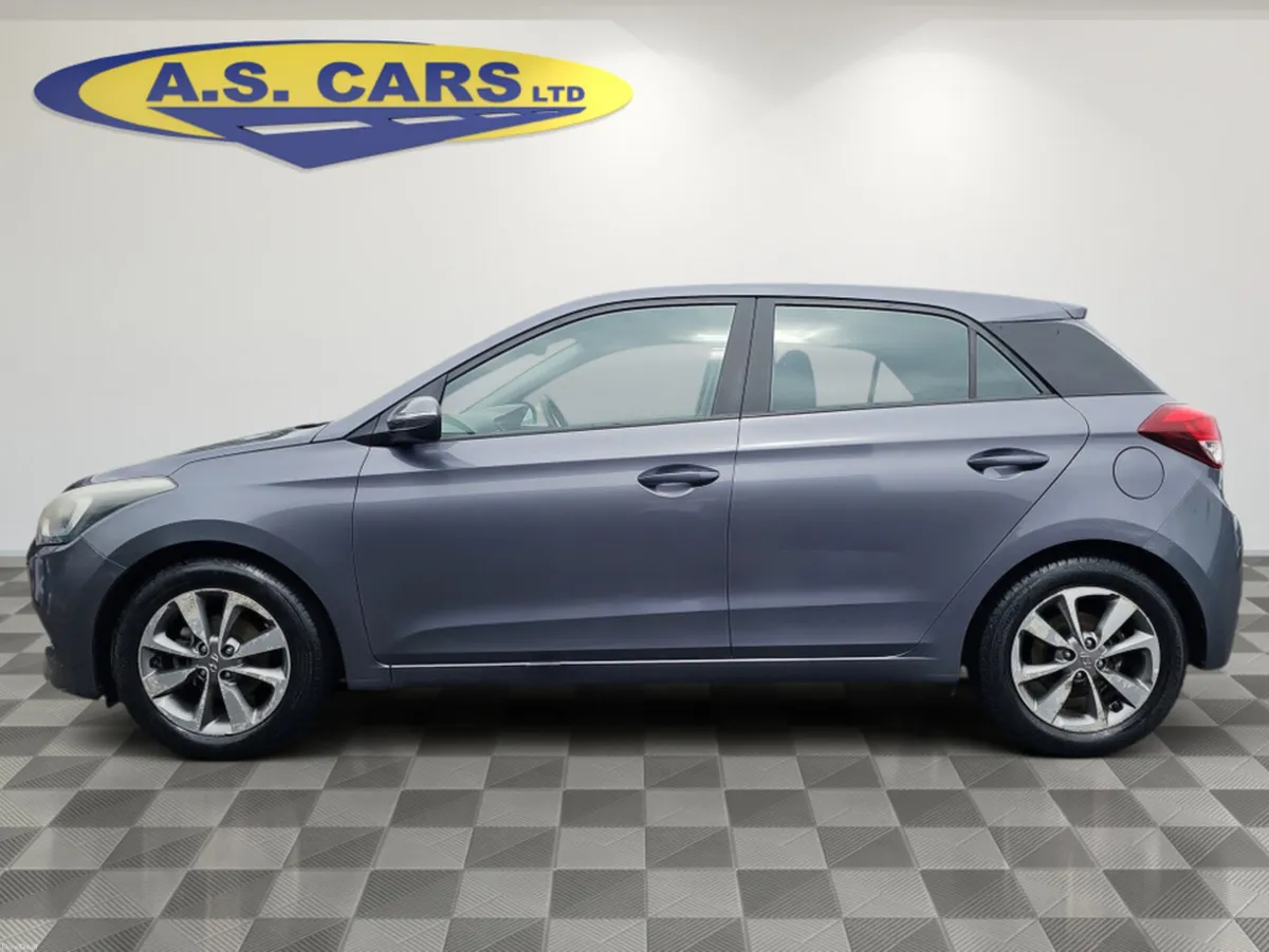 Hyundai i20 ACTIVE DELUXE 5DR ** LOW MILEAGE ** 1 - Image 6