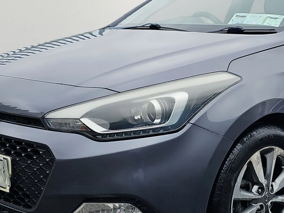 Hyundai i20 ACTIVE DELUXE 5DR ** LOW MILEAGE ** 1 - Image 6