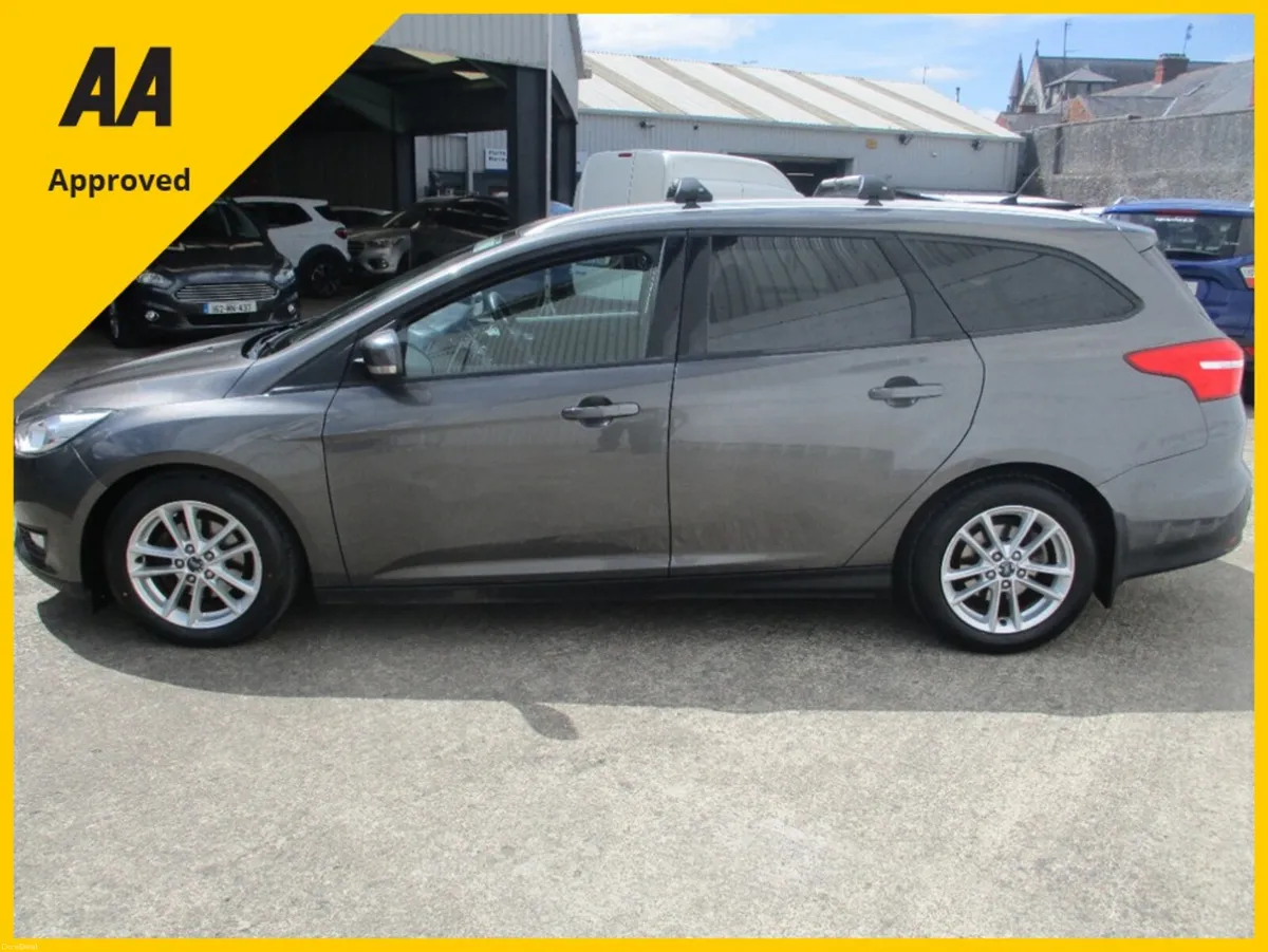 Ford Focus STYLE 1.5 TDI  120PS AUTOMATIC  FULLY S - Image 4