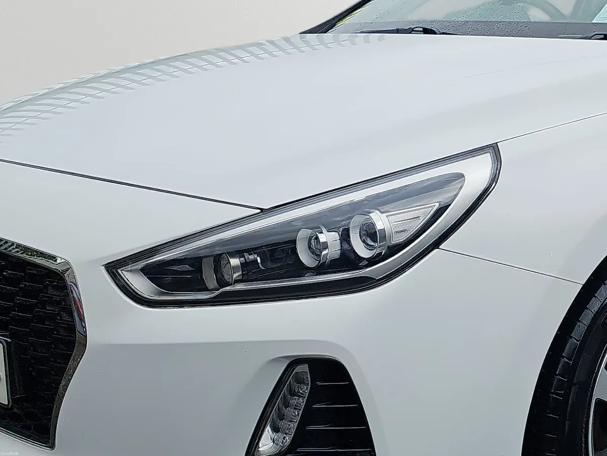 Hyundai i30 I 30 DELUXE 5DR ** 1 OWNER IRISH CAR * - Image 6