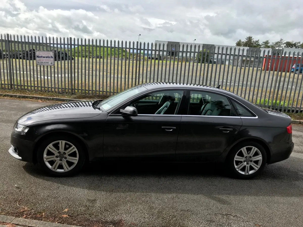 Audi A4 2012 - Image 4