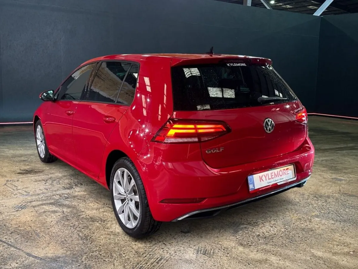 Volkswagen Golf 1.2 TSI COMFORT LINE TECH EDITION - Image 5