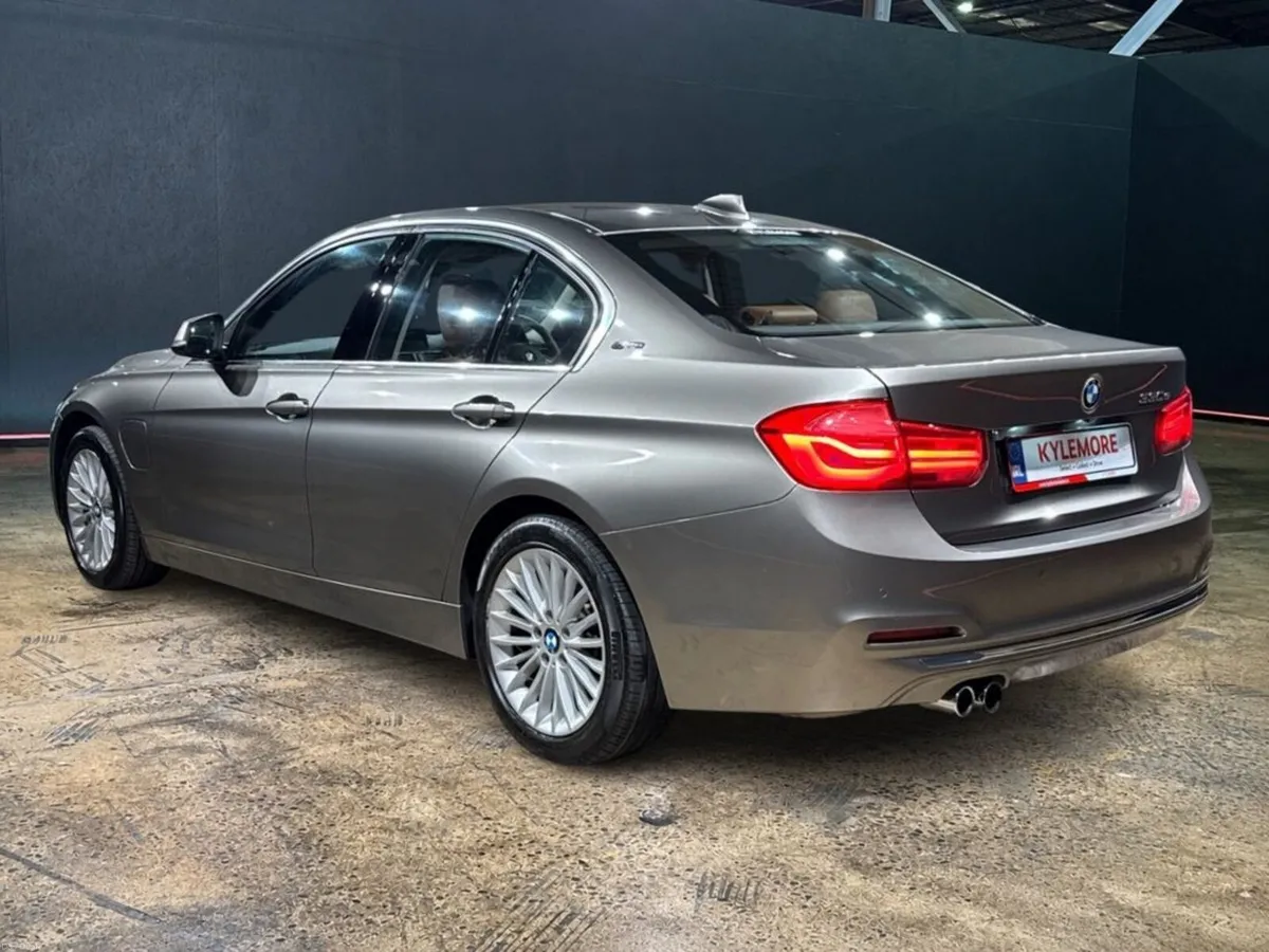 BMW 3-Series 2.0 AUTOMATIC PHEV - PERFORMANCE LUXU - Image 5