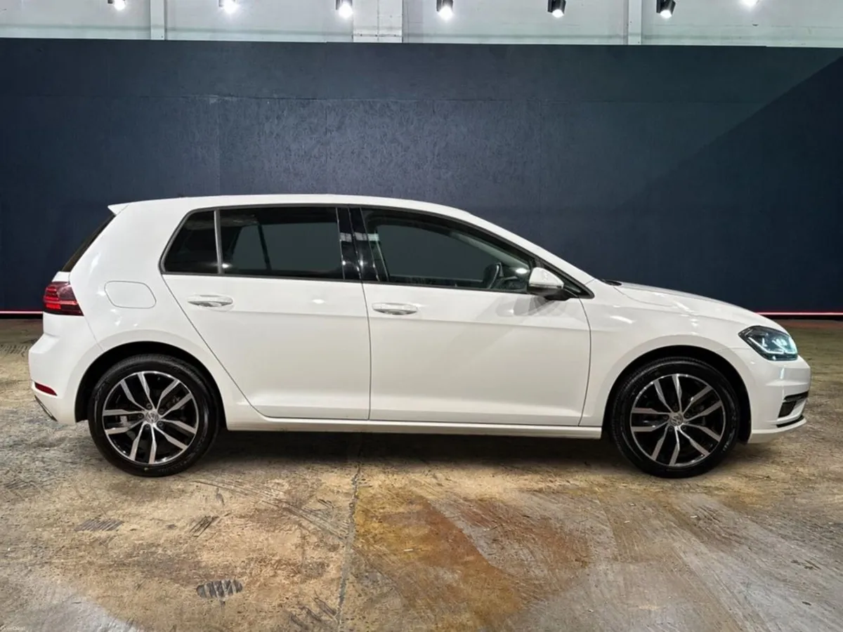 Volkswagen Golf 1.4 AUTOMATIC TSI HIGH LINE - UPGR - Image 2