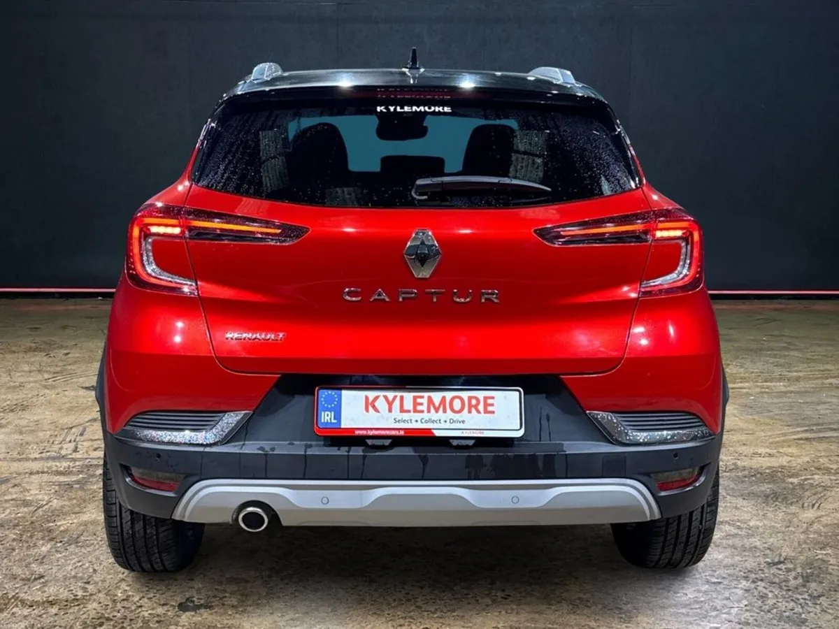 Renault Captur 1.3 AUTOMATIC - RED/BLACK TWO TONE - Image 4