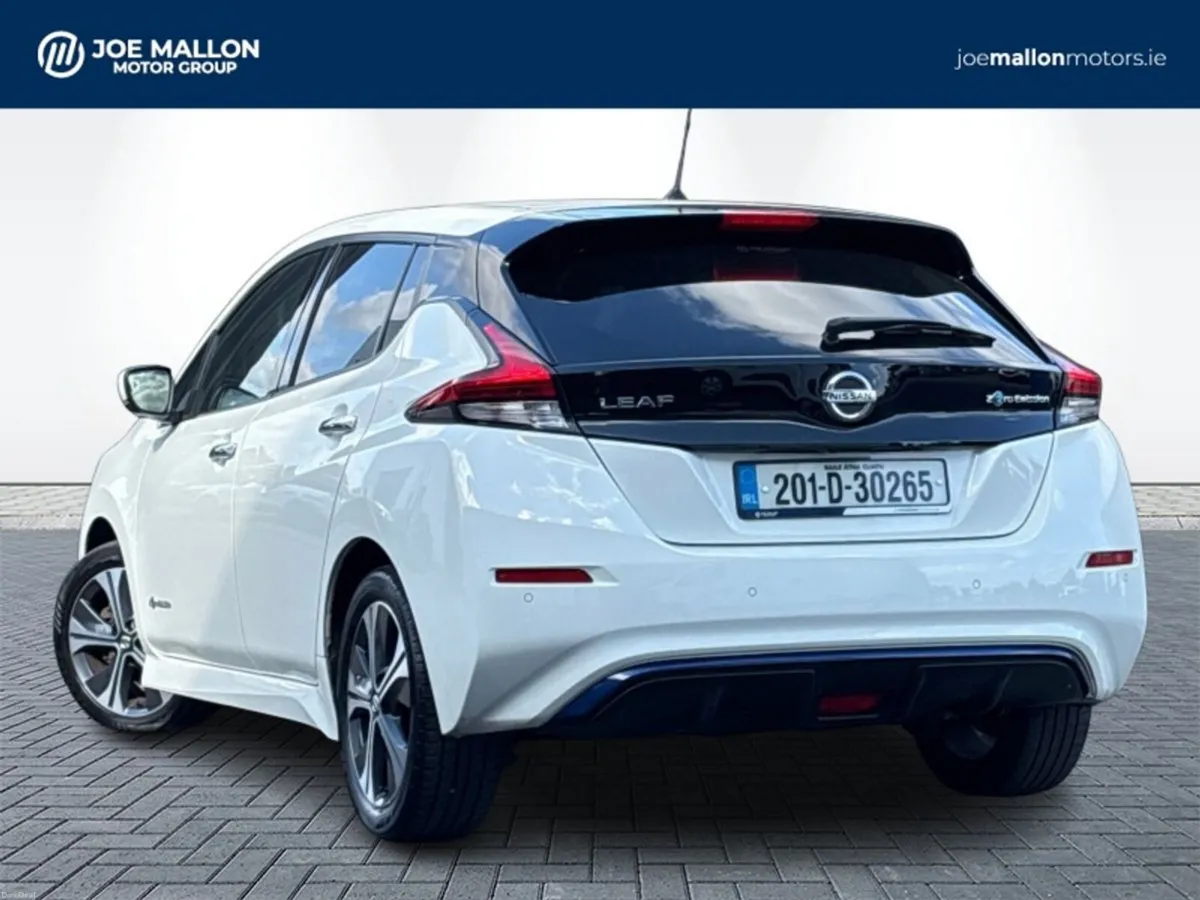 Nissan Leaf Leaf SV Premium 40 kWh - Image 2
