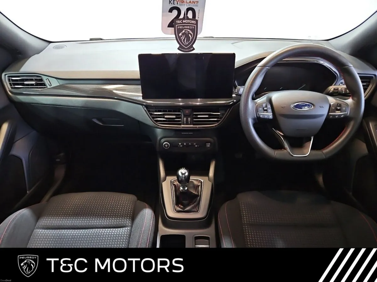 Ford Focus ST-Line - Reversing Camera with Parking - Image 2