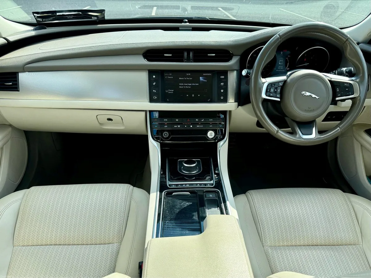 2018 JAGUAR XF *AUTOMATIC*PRESTIGE* - Image 6