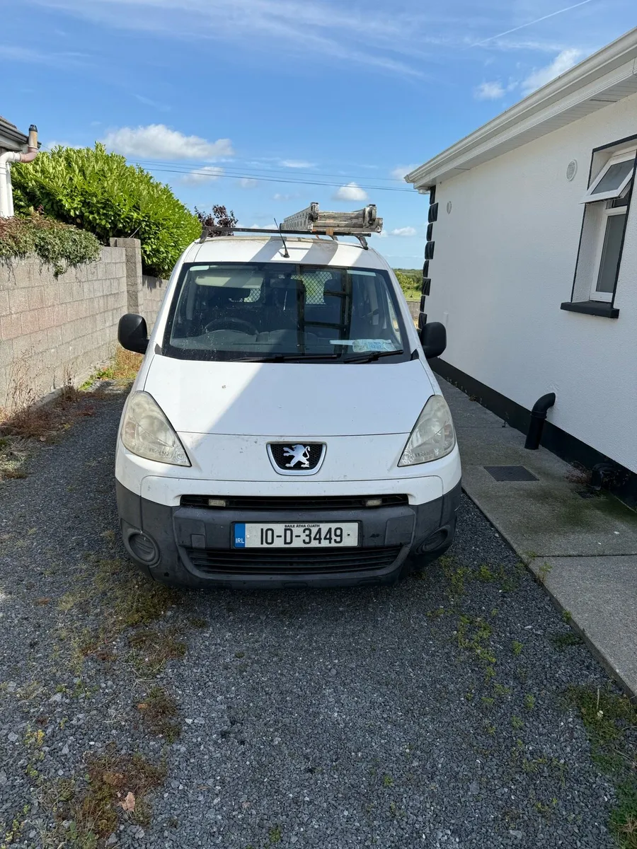 Peugeot partner 2010 ( for parts ) - Image 1