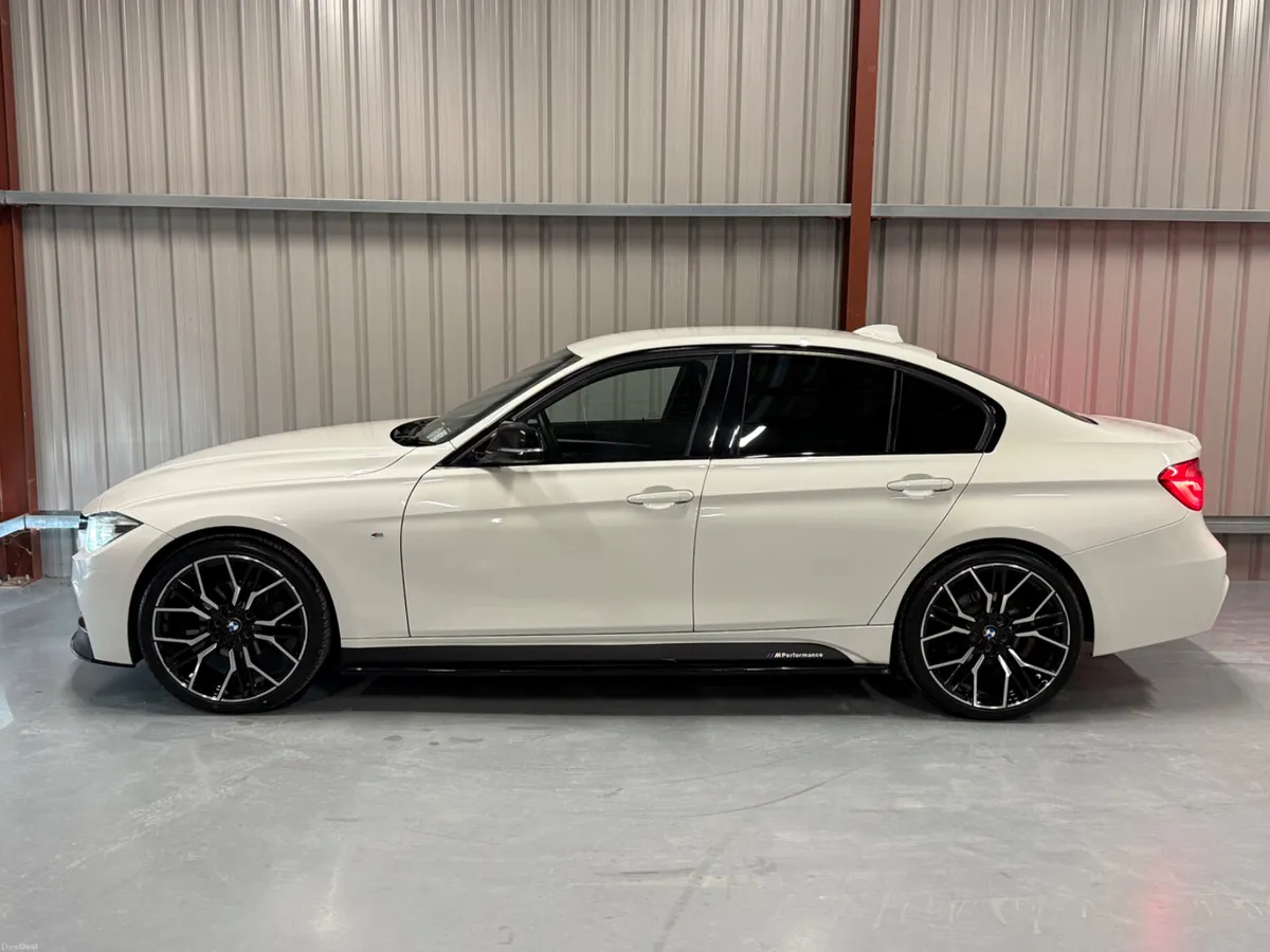 2018 BMW 320D M-Sport Automatic - Image 3