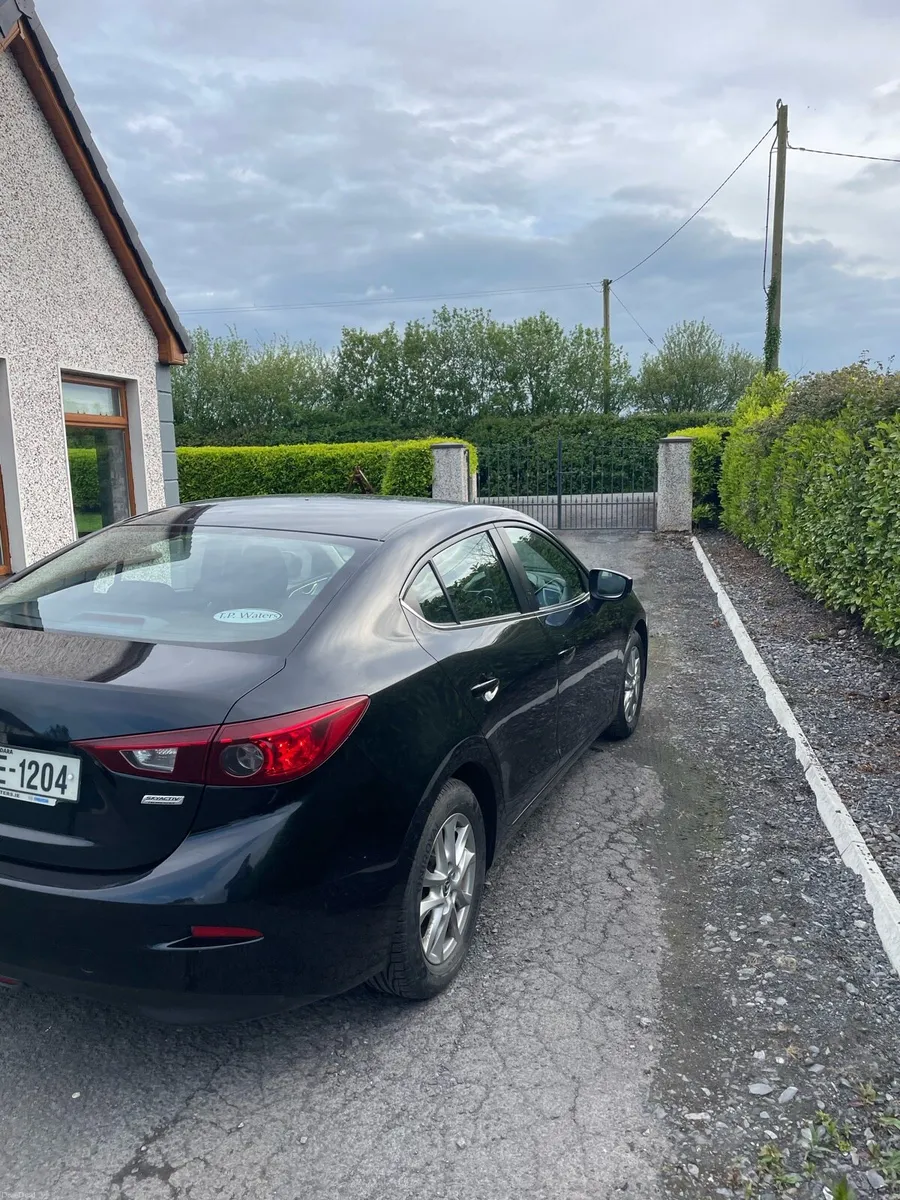 mazda 3 - Image 3