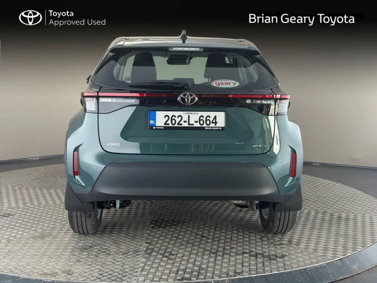 Toyota Yaris Cross YARIS CROSS LUNA - Image 4