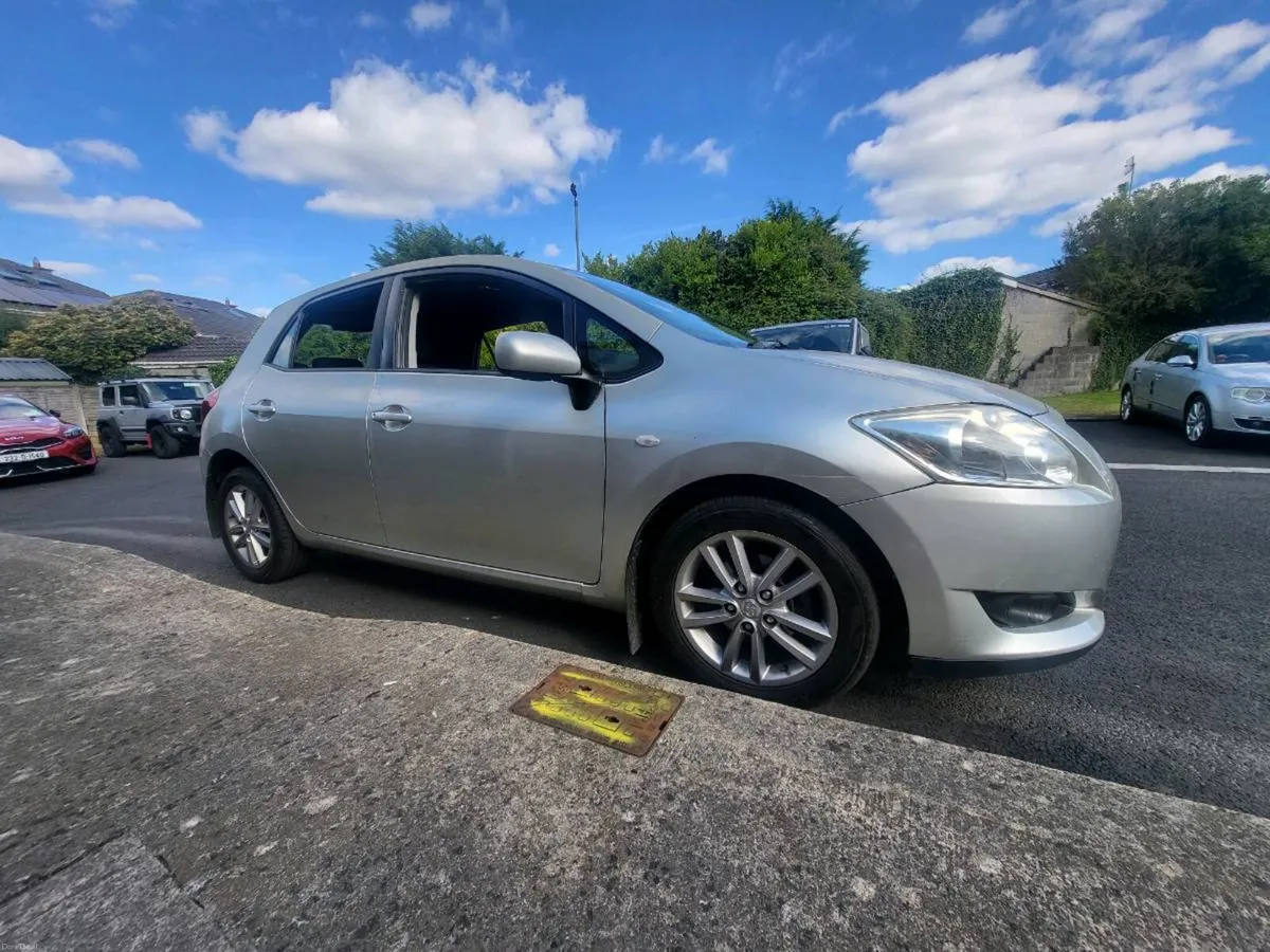 Toyota Auris 1.4 D4d  Tax 27'Test oct A/C ONO - Image 2