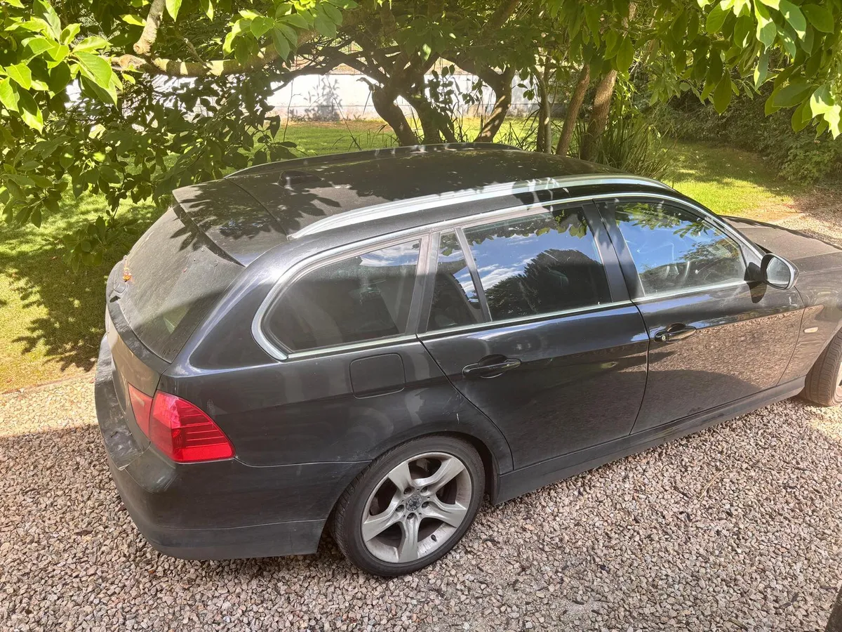 BMW 3-Series 2012 - Image 3