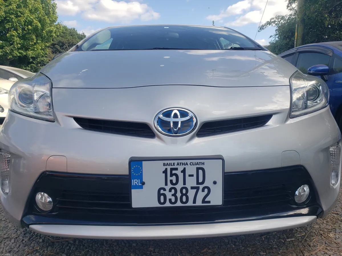 Toyota Prius 2015 - Image 1