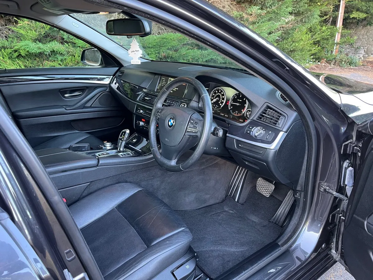 BMW 520d F10 - Image 5