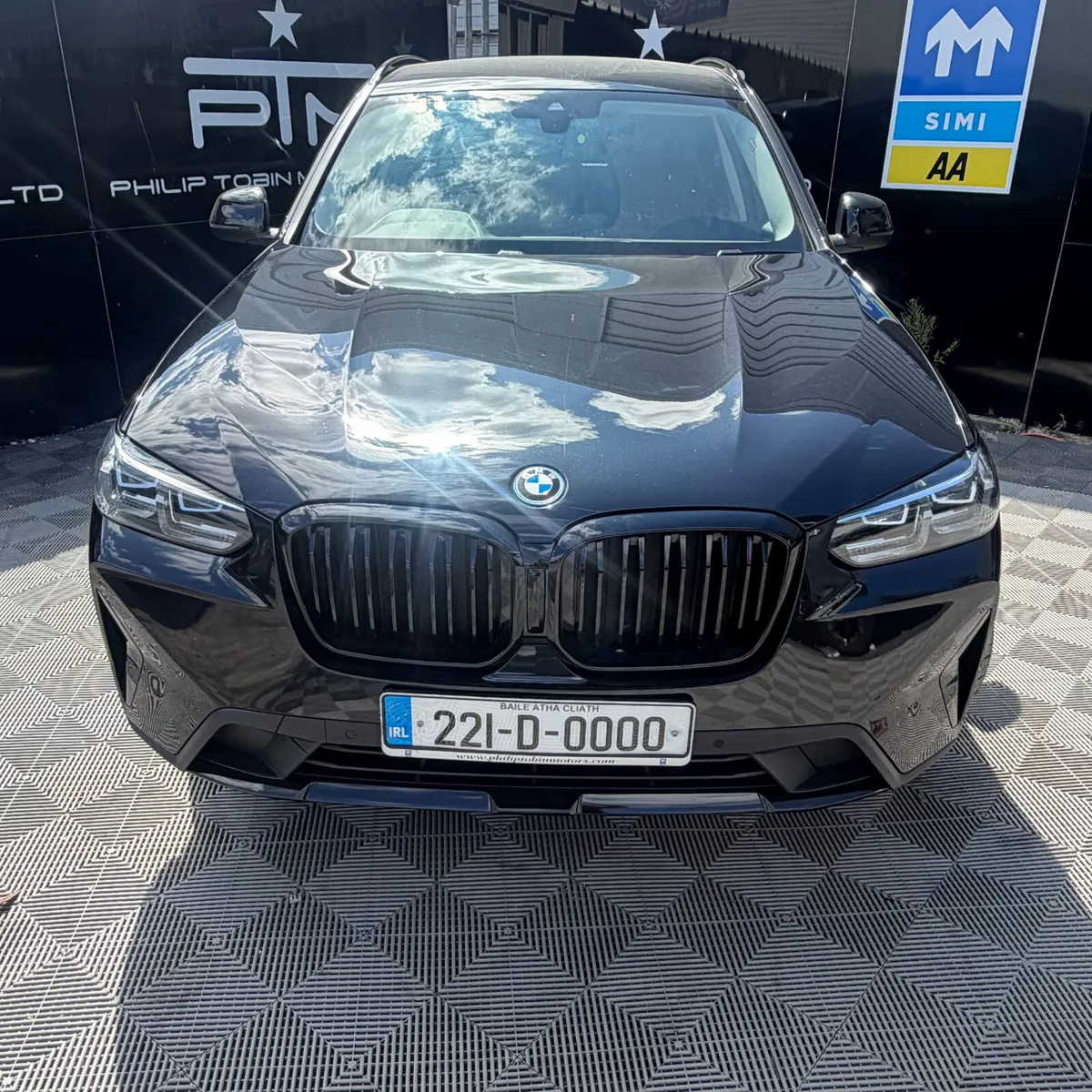 BMW X3 30e X Drive X Line 292HP Auto Black Pack - Image 3