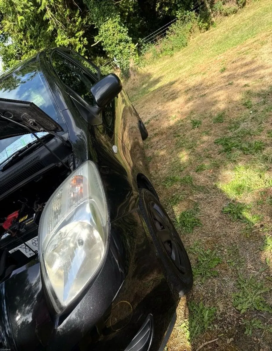 2008 Toyota Yaris - Image 1