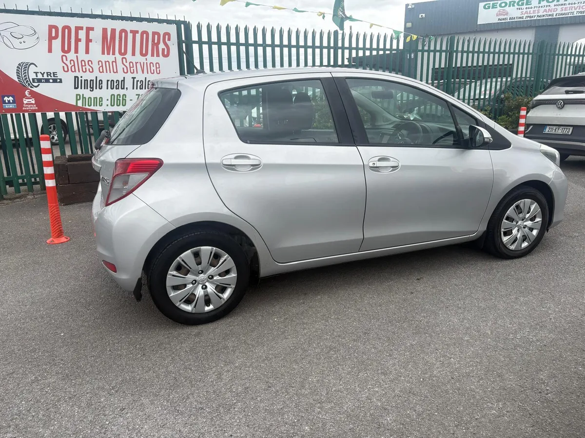 Toyota Yaris 2014 - Image 4