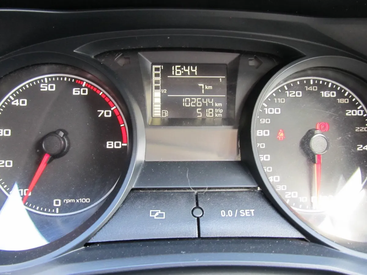 152 SEAT Ibiza 1.2 pet 5dr with FSH & Timing Chain - Image 5