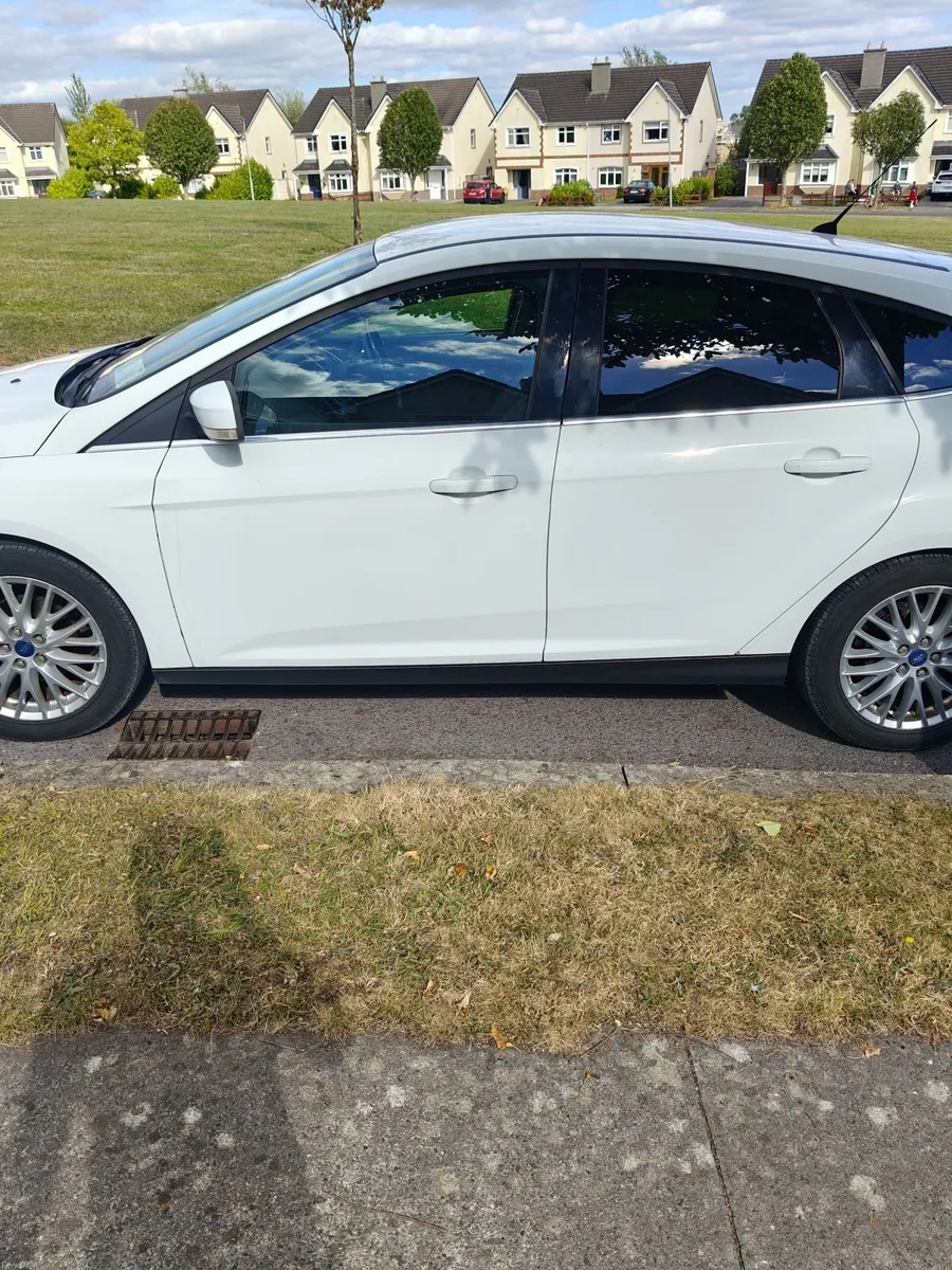 Ford Focus 2012 - Image 3