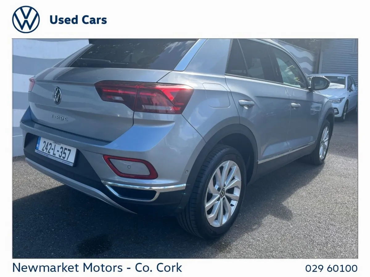 Volkswagen T-Roc STYLE 2.0 TDI 6 SPEED 116BHP - Image 3