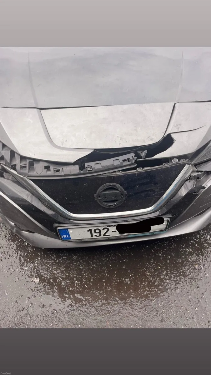 Nissan leaf for repair or breaking - Image 2
