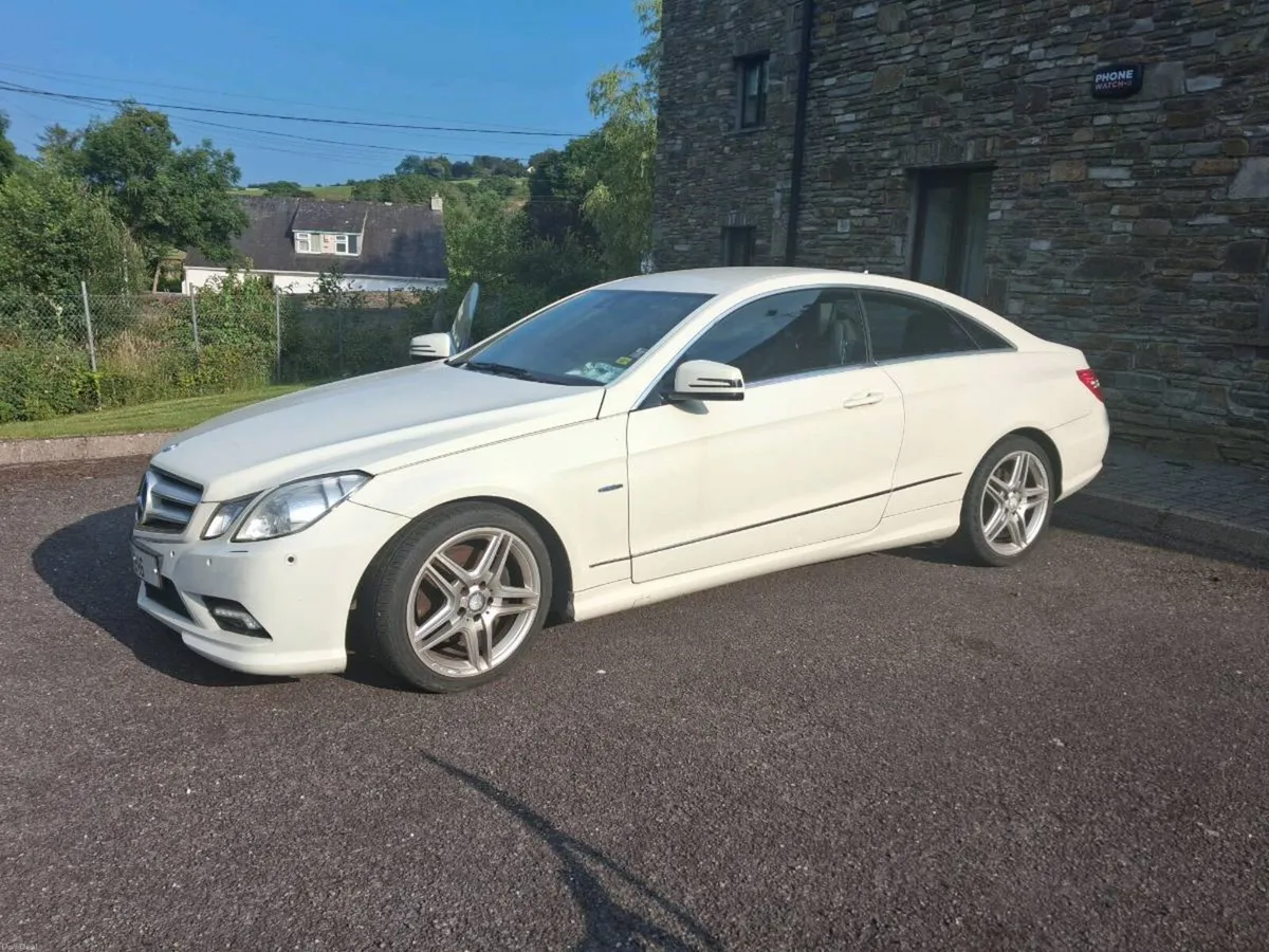 Mercedes Benz E250CDI Be Sport, 2 door Auto - Image 2