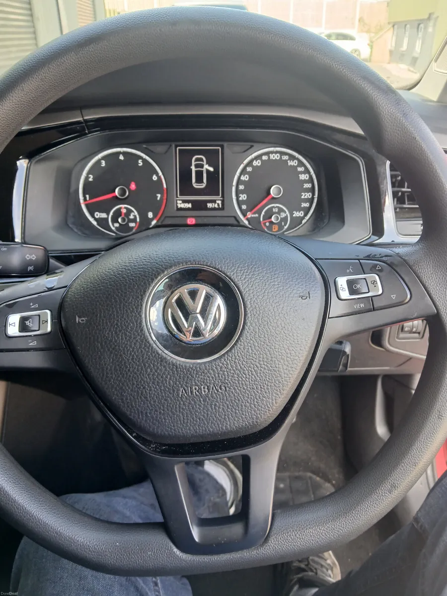 Volkswagen Polo 1 litre  2018 (182) - Image 5