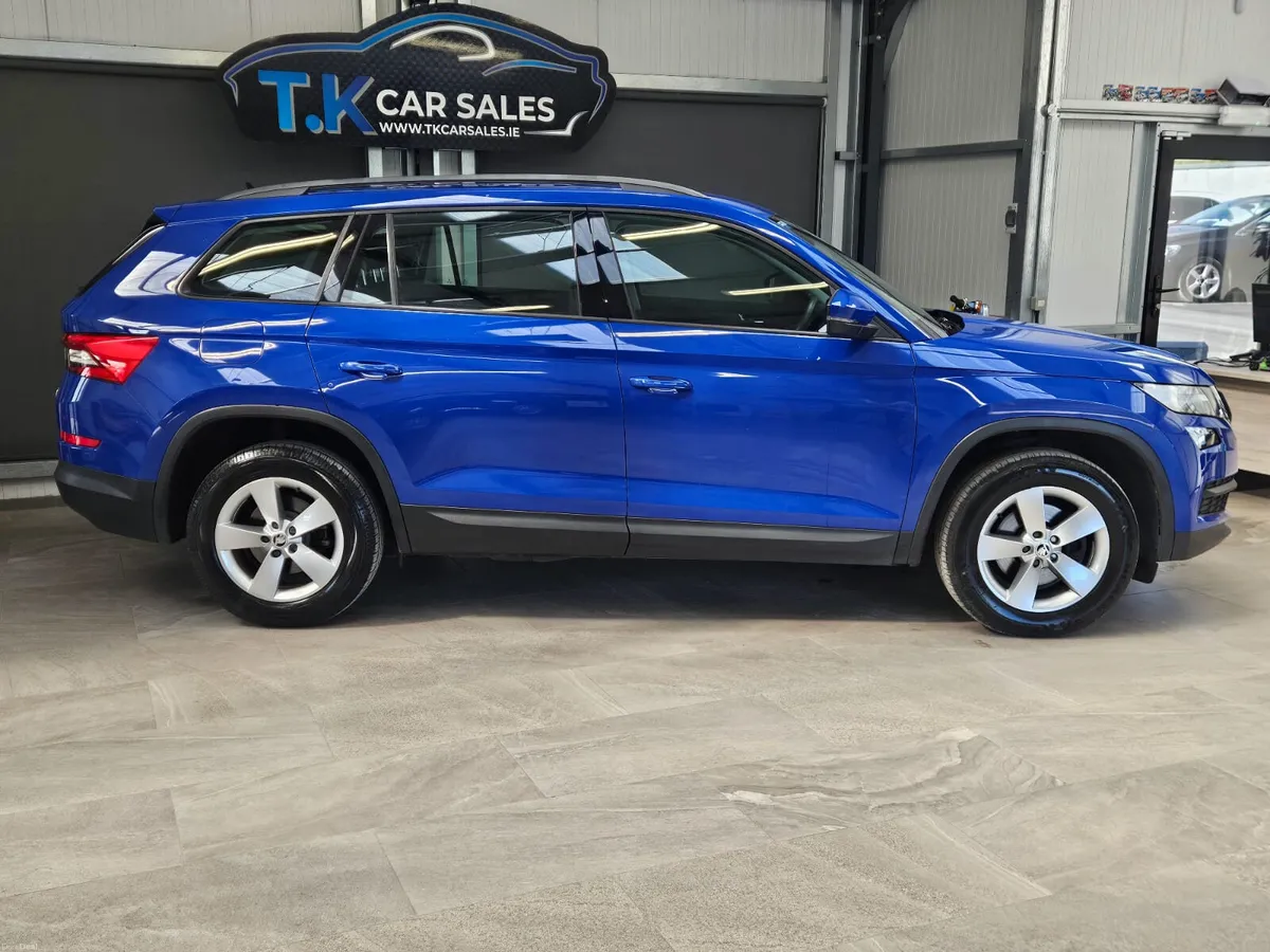 19 SKODA KODIAQ ACTIVE 150 BHP 7 SEATER - Image 3