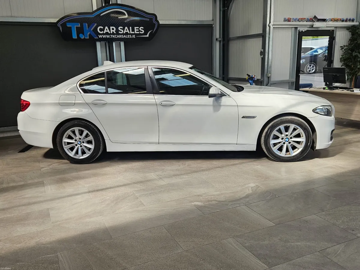 14 BMW 520 SE EDITION - Image 2