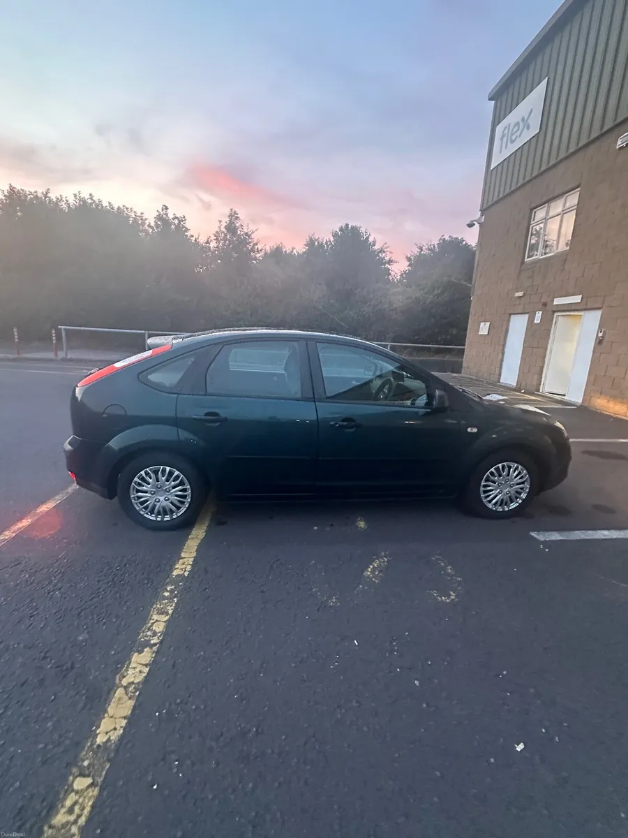 Ford focus 2006 - Image 2