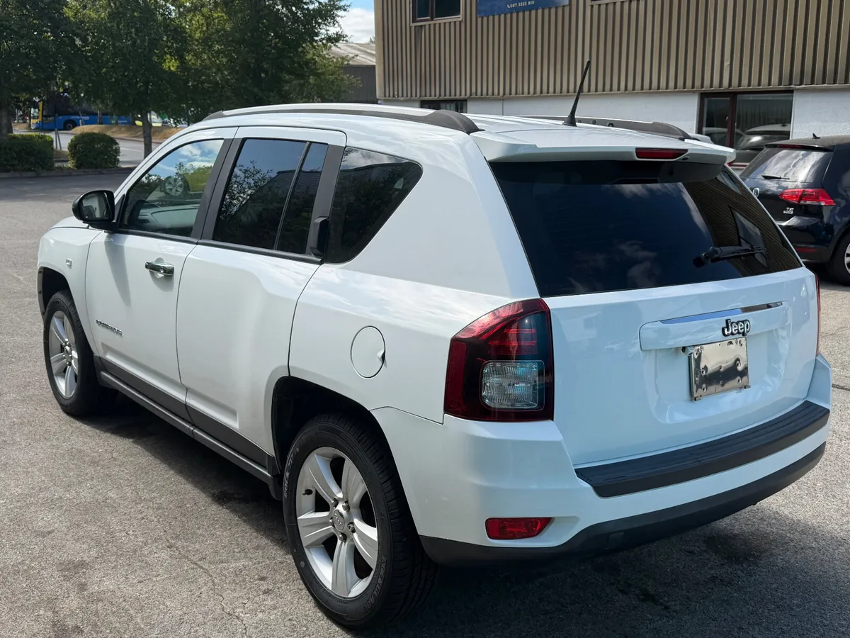 Jeep Compass Petrol Automatic - Image 5