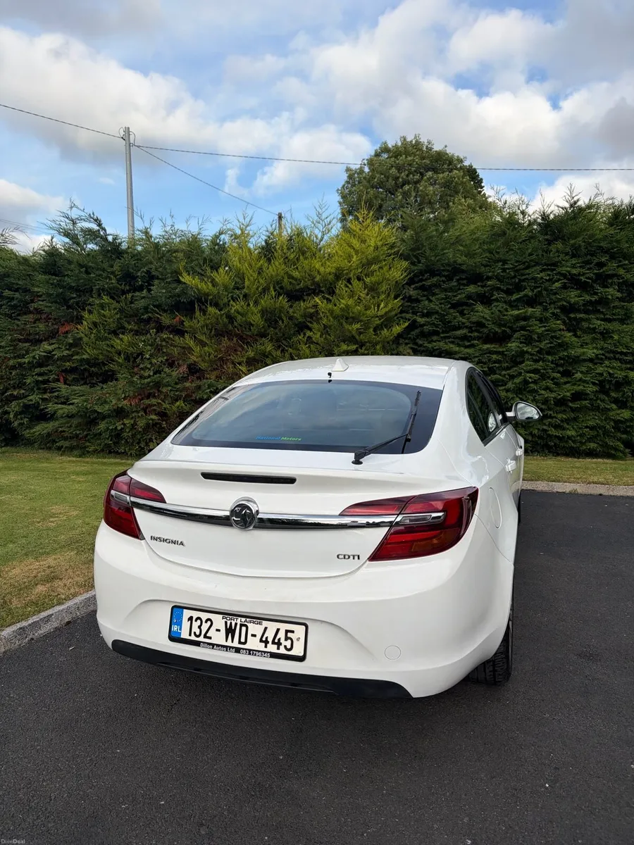 132 Vauxhall Insignia 2.0 Diesel - Spotless - Image 5